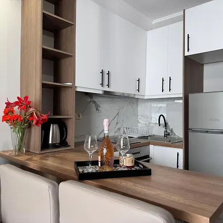 Noemi * Prinos (Thasos)